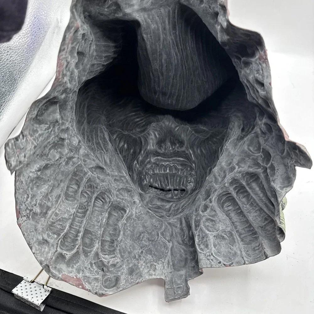 Rare Halloween‎ Prop Grave The Screamer Groundbreaker Rubies